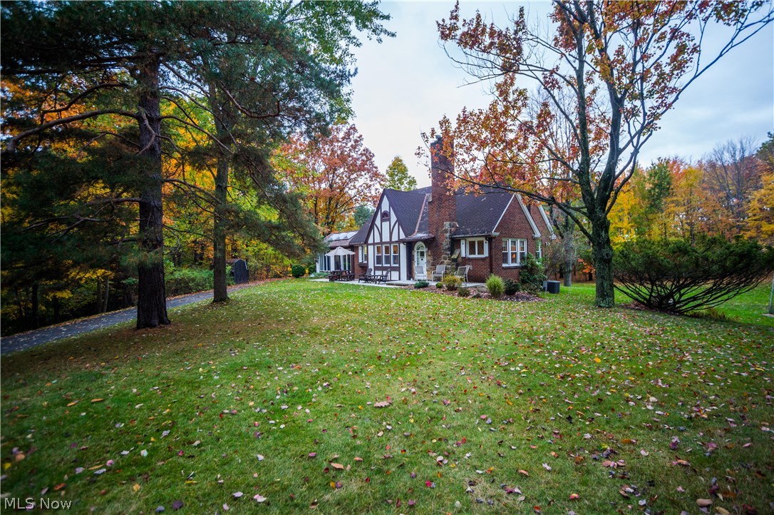 8440 West Pleasant Valley Road Cleveland, OH 44130 - Photo 3 of 22 Gallery Image 3