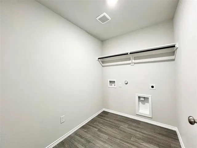 $1,850 | 509 Sycamore Court, Granbury, TX 76048