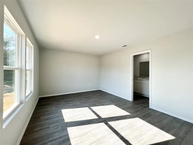 $1,850 | 509 Sycamore Court, Granbury, TX 76048