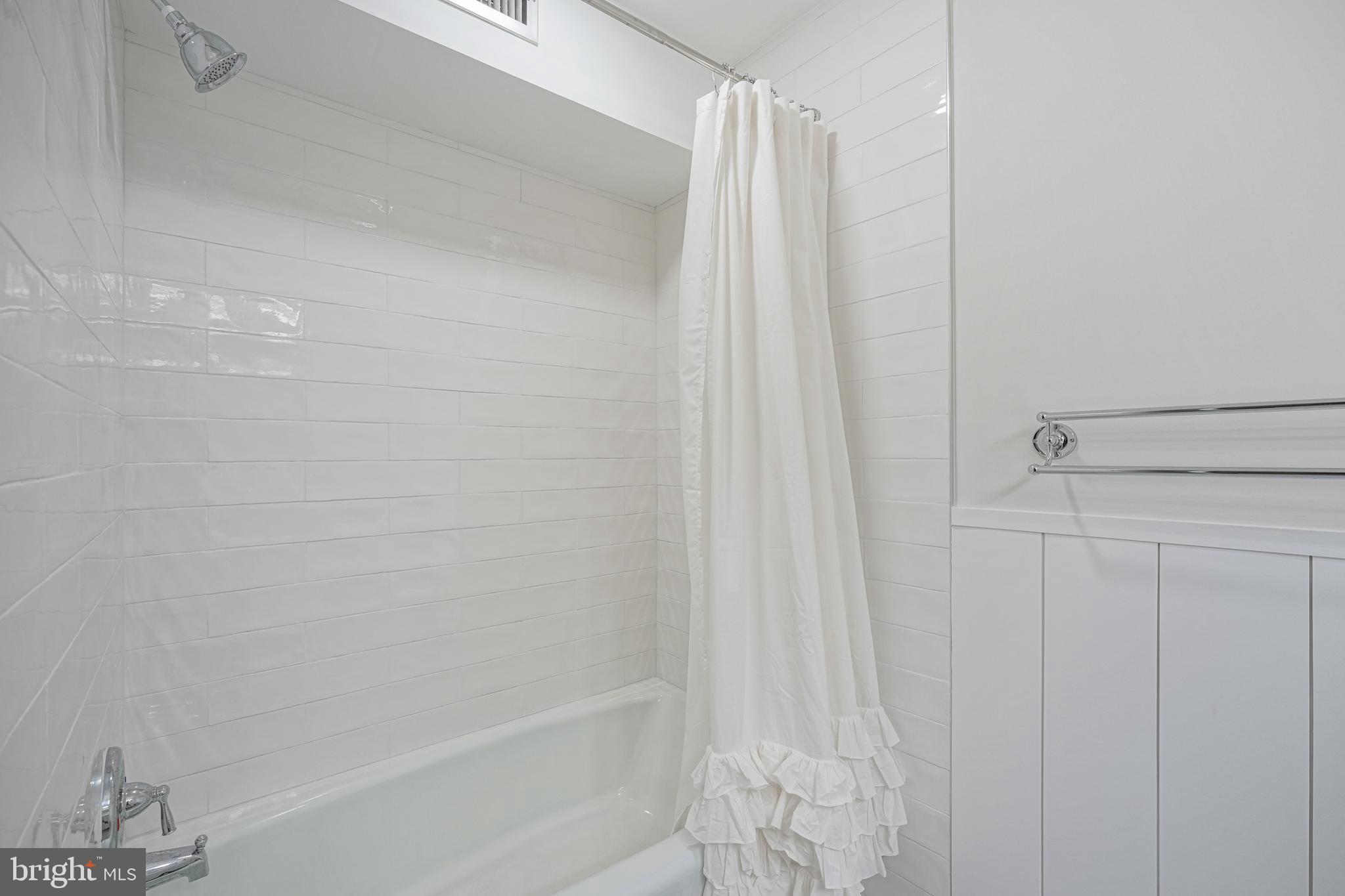 2031 Rittenhouse Square Philadelphia, PA 19103 - Photo 23 of 40 Gallery Image 23