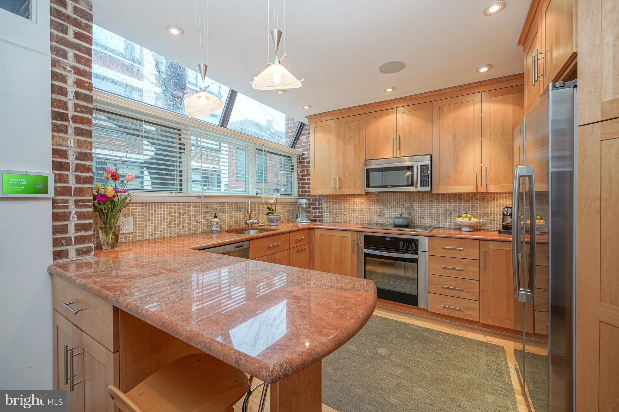 2031 Rittenhouse Square Philadelphia, PA 19103 - Photo 3 of 40 Gallery Image 3