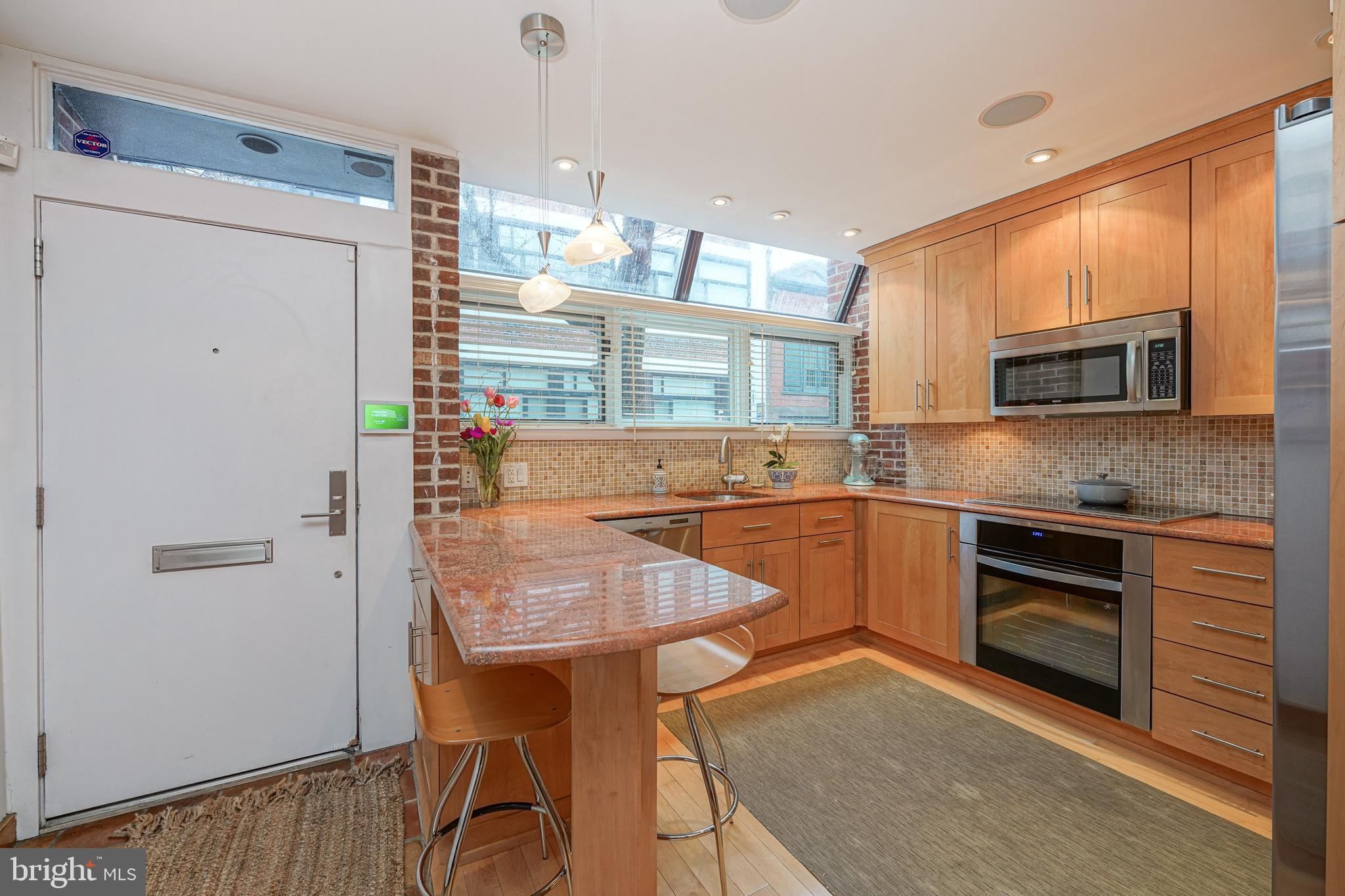2031 Rittenhouse Square Philadelphia, PA 19103 - Photo 4 of 40 Gallery Image 4