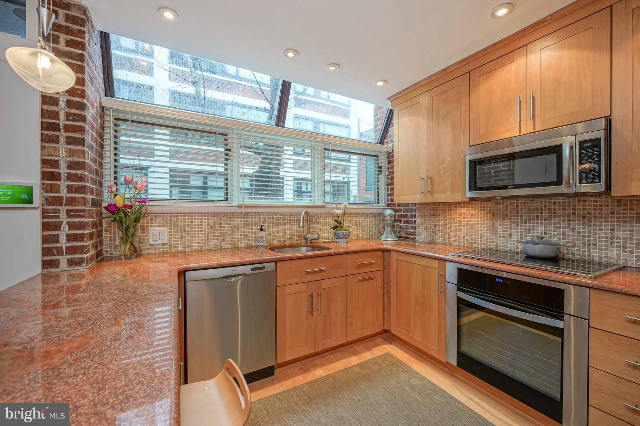 2031 Rittenhouse Square Philadelphia, PA 19103 - Photo 5 of 40 Gallery Image 5