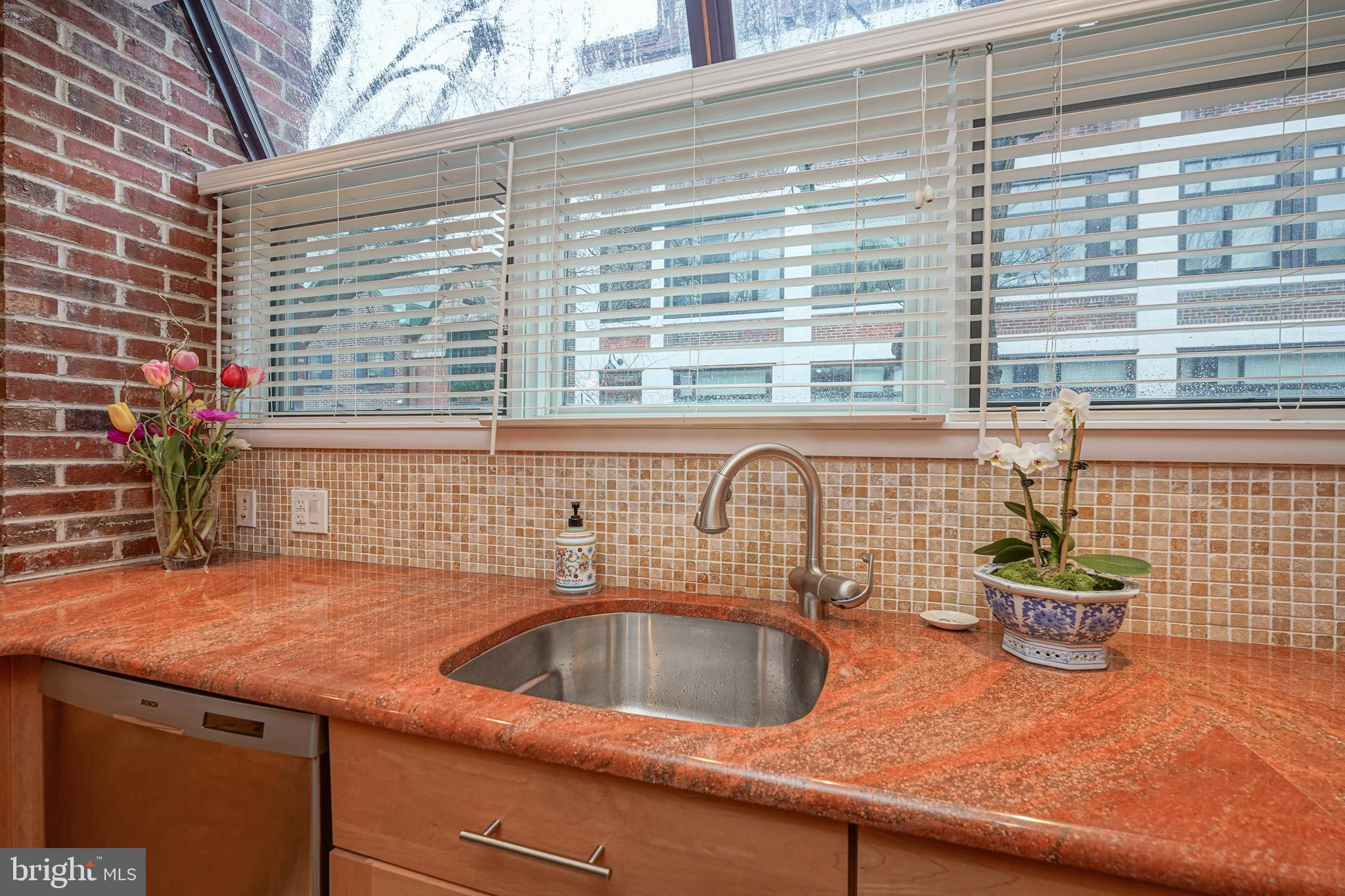 2031 Rittenhouse Square Philadelphia, PA 19103 - Photo 6 of 40 Gallery Image 6
