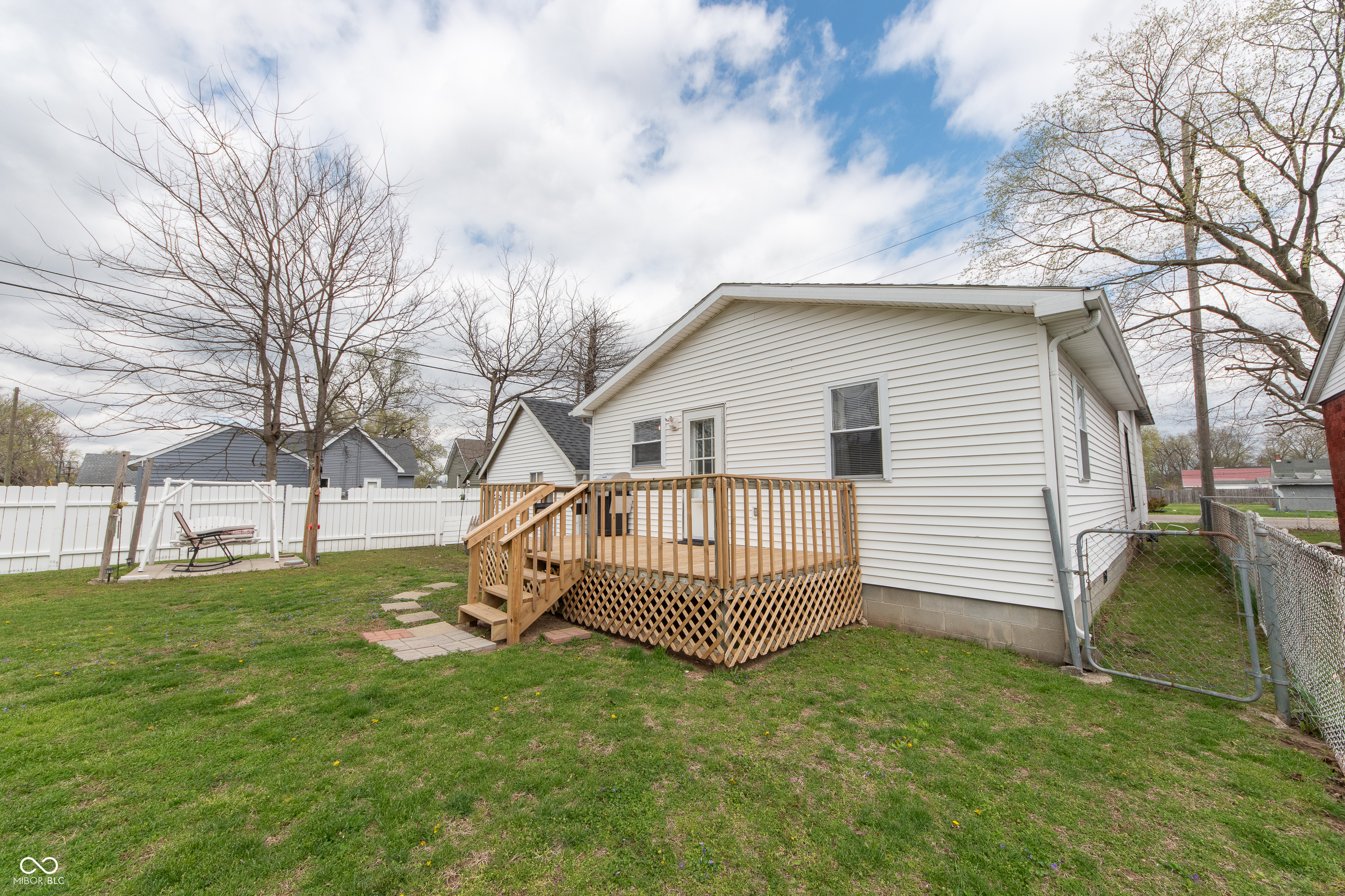 282 North Mapleton Street Columbus, IN 47201 - Photo 22 of 29 Gallery Image 22