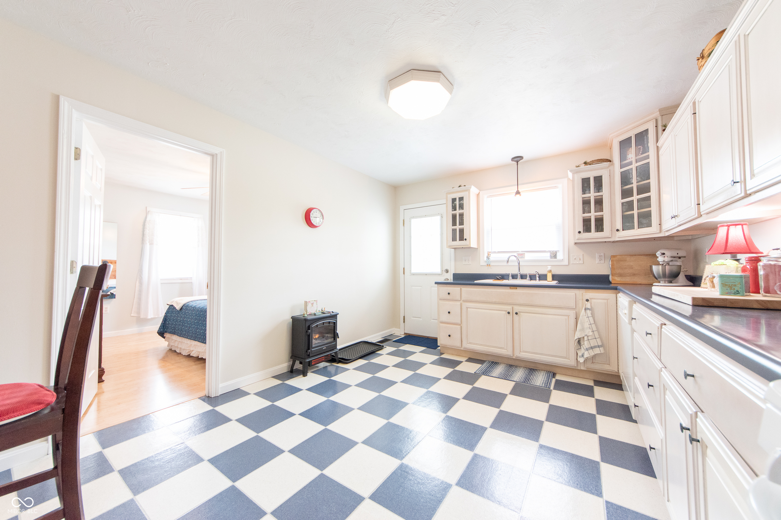 282 North Mapleton Street Columbus, IN 47201 - Photo 8 of 29 Gallery Image 8