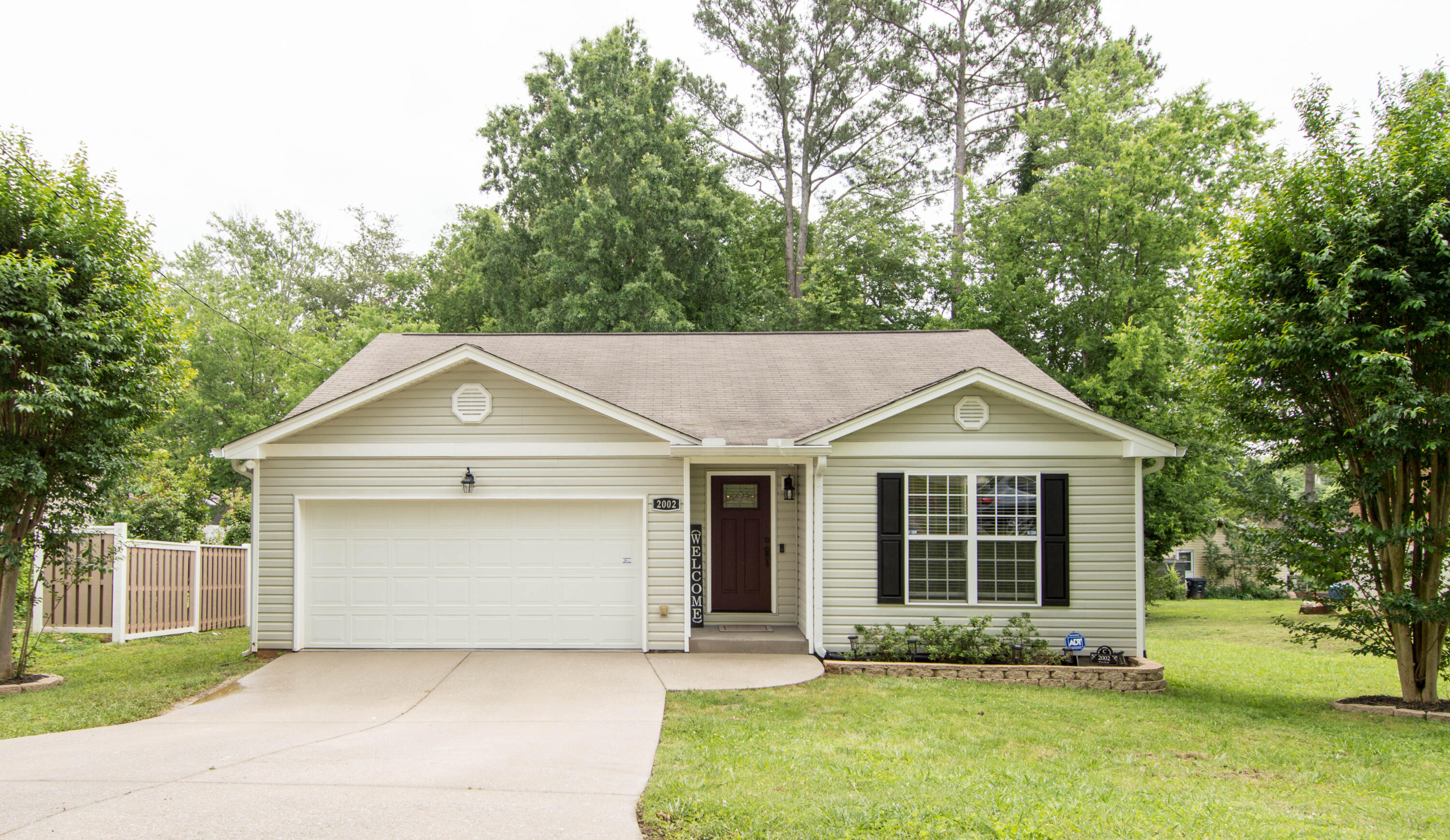 2002 Wren Road Chattanooga, TN 37412 - Photo 1 of 20 _DSC2307