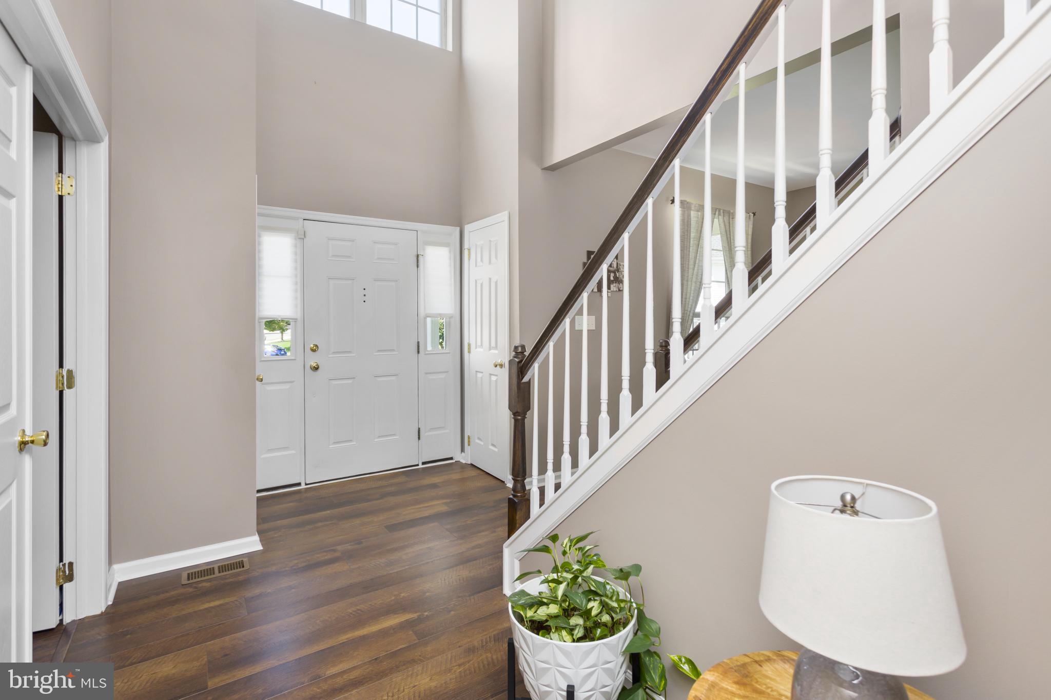 59 Birmingham Drive Columbus, NJ 08022 - Photo 8 of 45 a view of an entryway with wooden floor