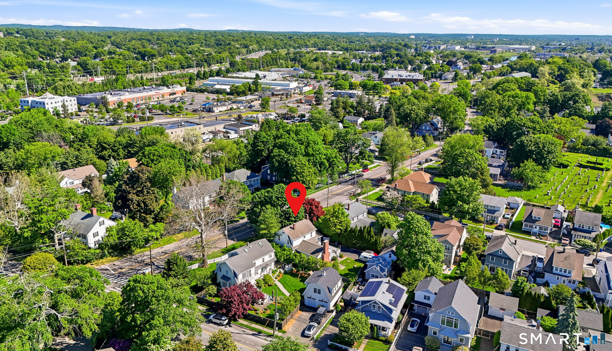 313 Old Post Road Fairfield, CT 06824 - Photo 38 of 40