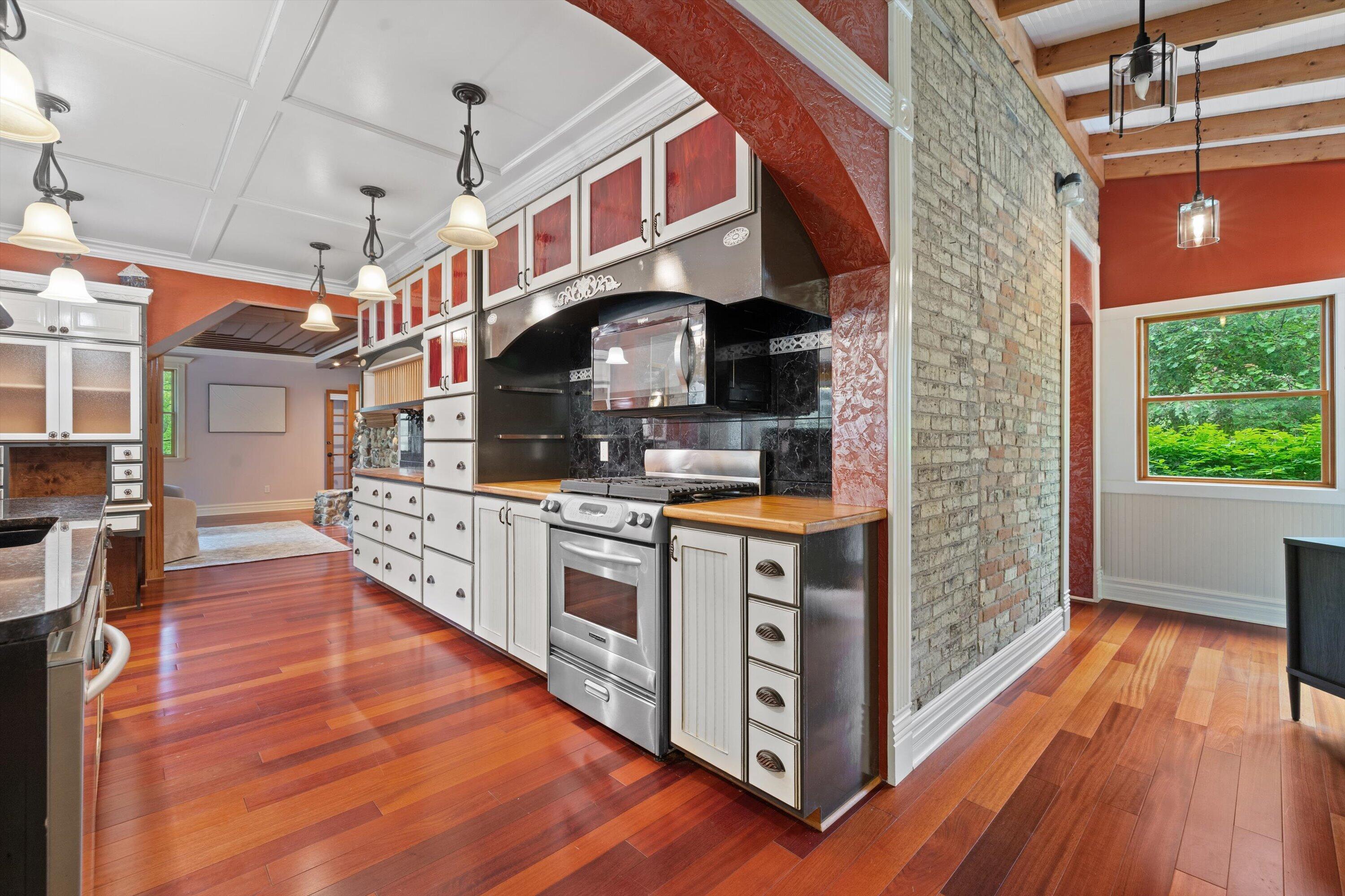 3609 Waterbury Lane Racine, WI 53403 - Photo 29 of 79 kitchen