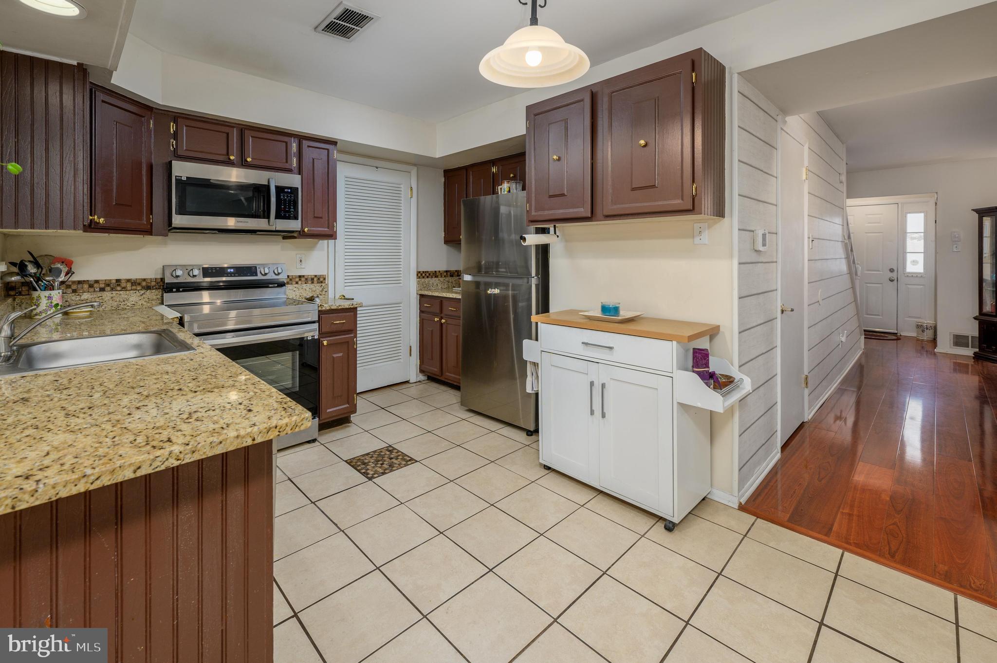 234 Charing Way Mount Laurel, NJ 08054 - Photo 9 of 25 Wood cabinets and pantry provide great storage