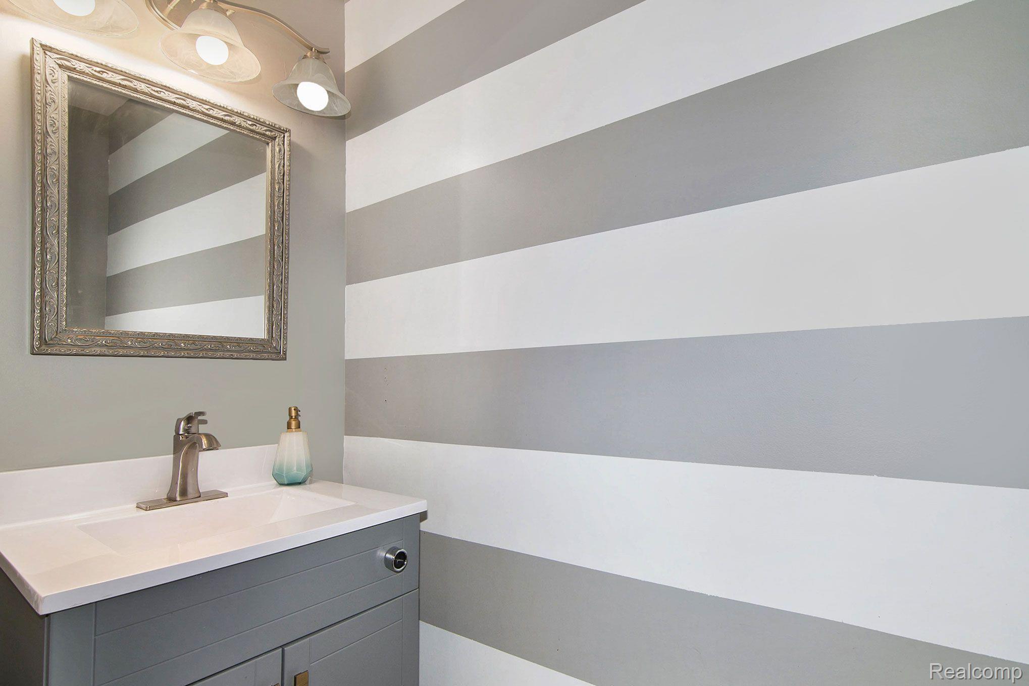 3710 Warner Road Howell, MI 48855 - Photo 12 of 31 Gallery Image 12