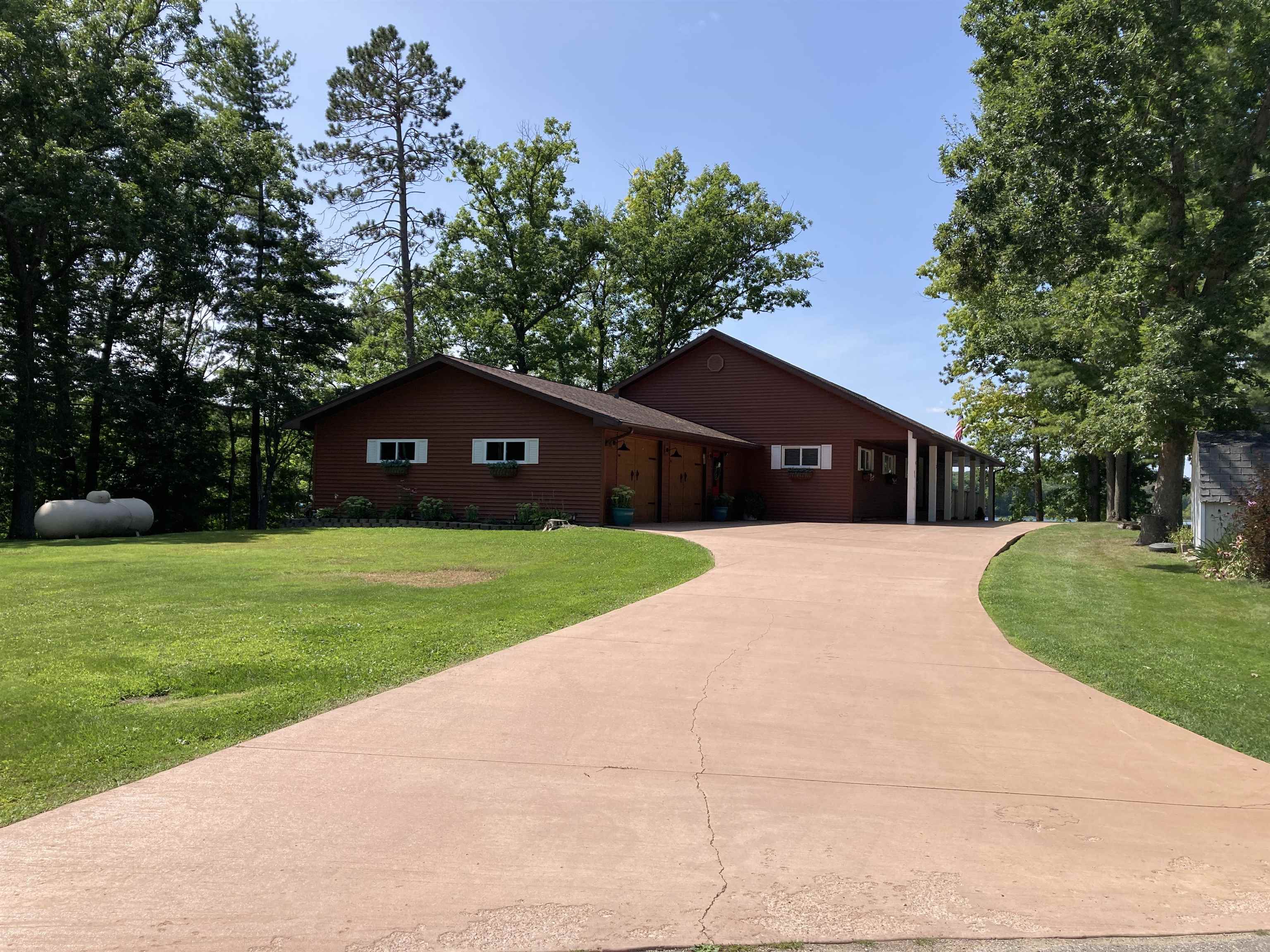 2753 East Ridge Road Lupton, MI 48635 - Photo 7 of 86 1949509-6e8cba9f-3140-41fa-9b3a-2e3c4da75606.JPG