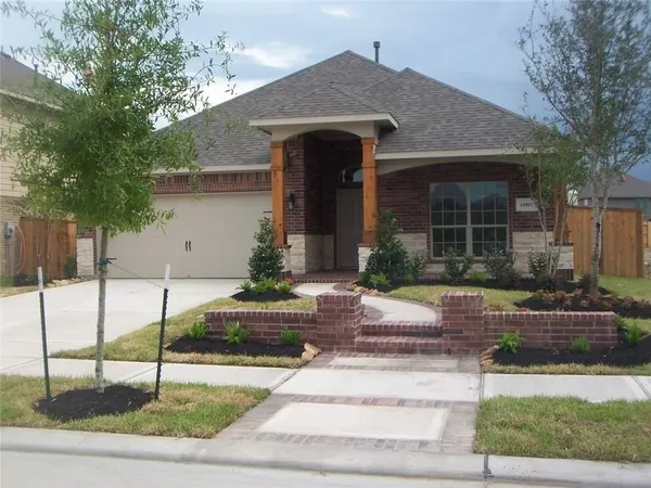 $2,400 | 18907 Cove Pointe Drive, Cypress, TX 77433