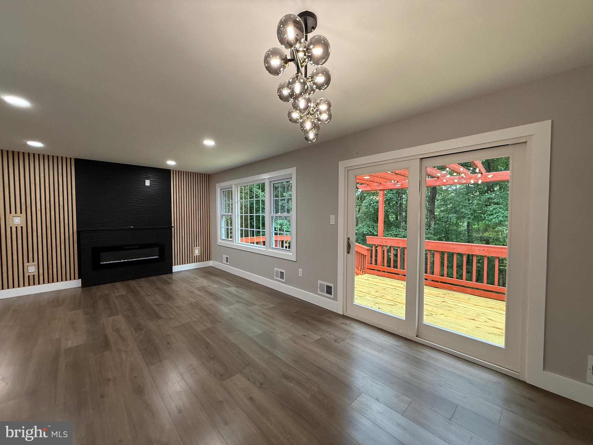 7937 St George Court Springfield, VA 22153 - Photo 8 of 47