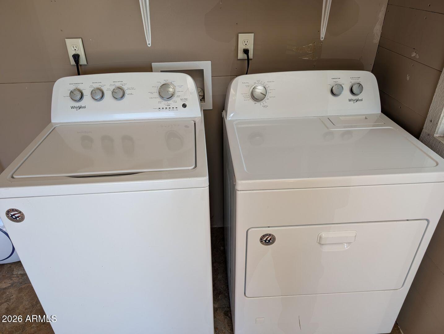1030 Barrel Cactus Ridge, Unit 225 Benson, AZ 85602 - Photo 6 of 15 a utility room with dryer and washer