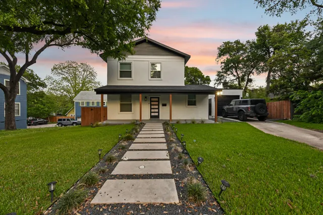 $5,600 | 3301 Duval Street, Austin, TX 78705