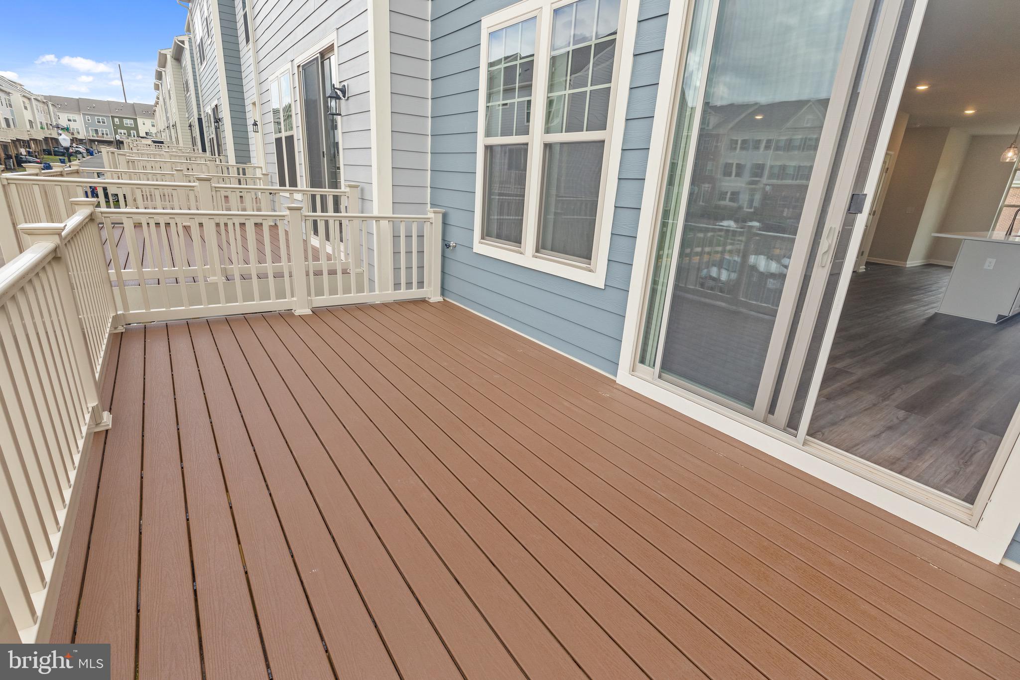 9393 Barnes Loop Manassas, VA 20110 - Photo 14 of 37