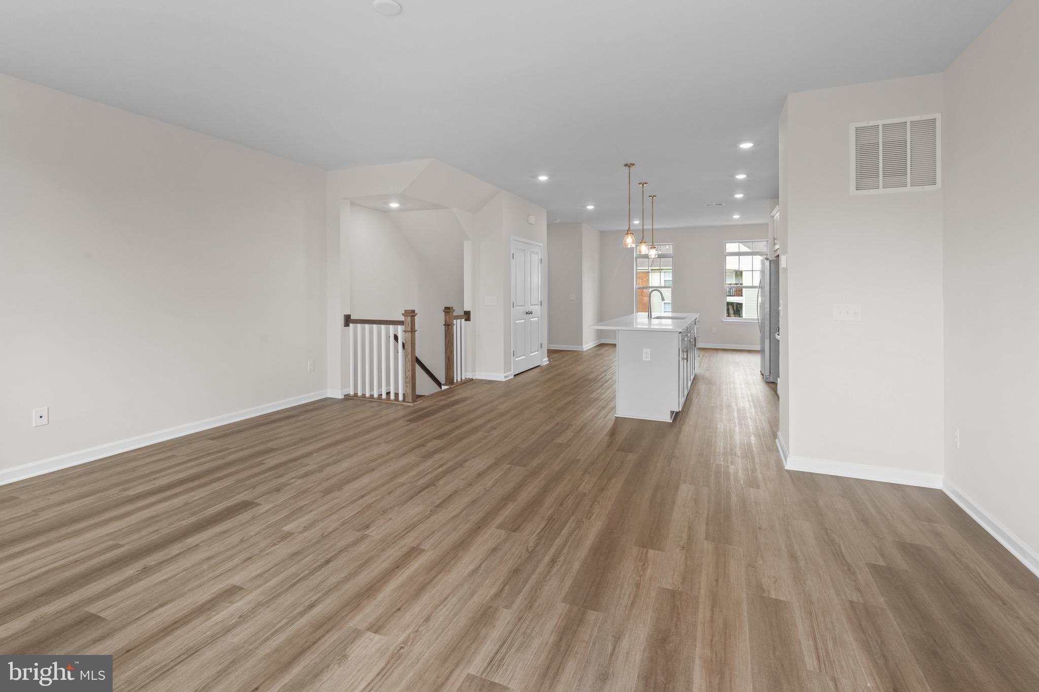 9393 Barnes Loop Manassas, VA 20110 - Photo 15 of 37