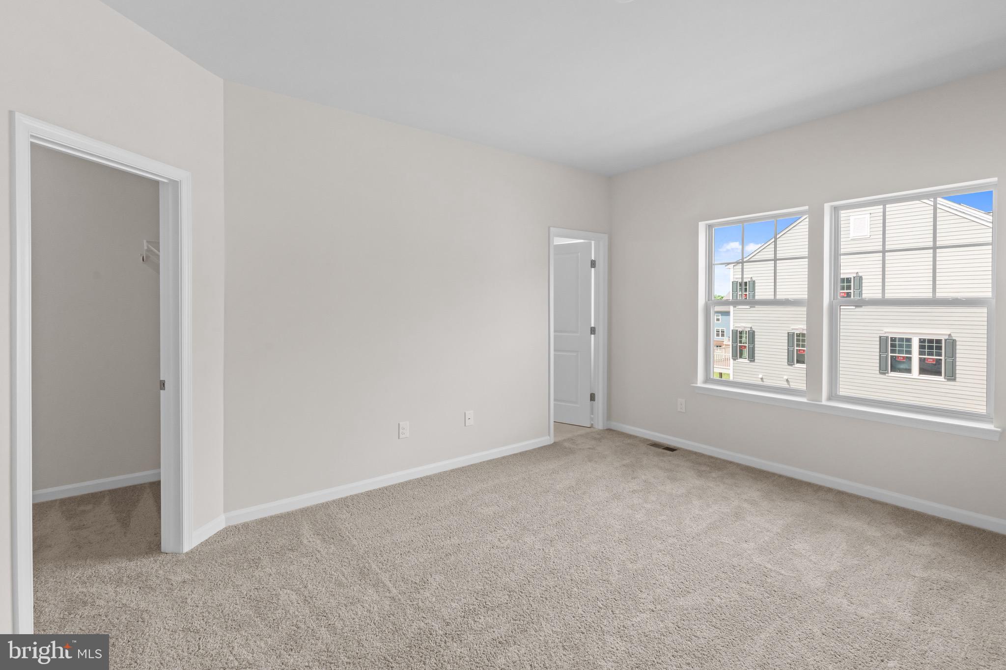 9393 Barnes Loop Manassas, VA 20110 - Photo 18 of 37