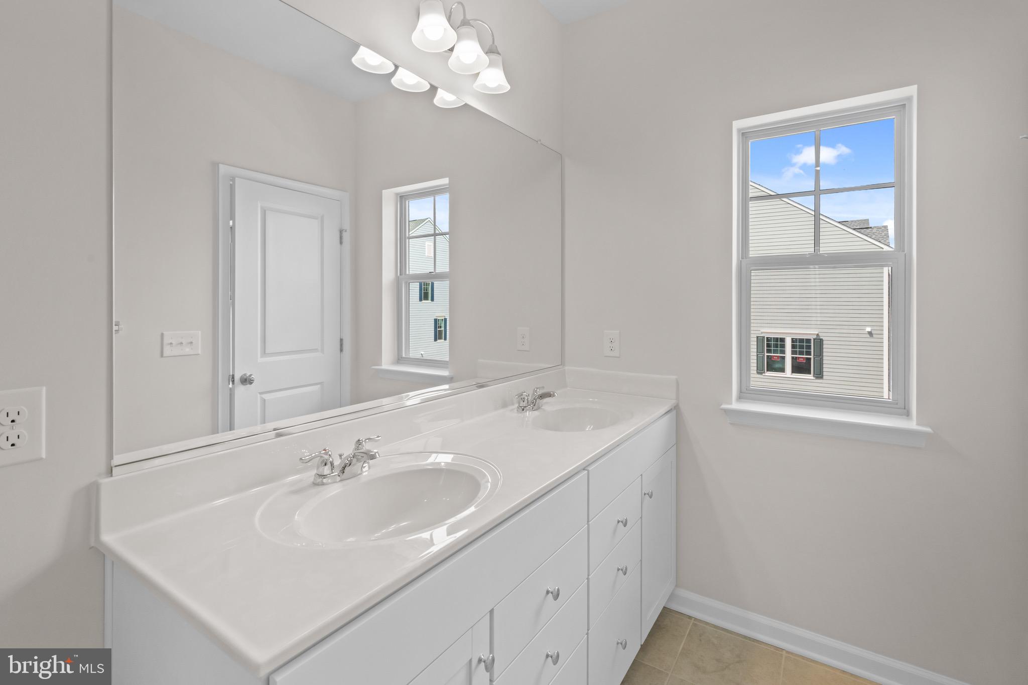 9393 Barnes Loop Manassas, VA 20110 - Photo 22 of 37