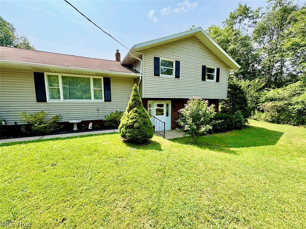 16481 Hart Road Montville, OH 44064 - Photo 28 of 36 Gallery Image 28