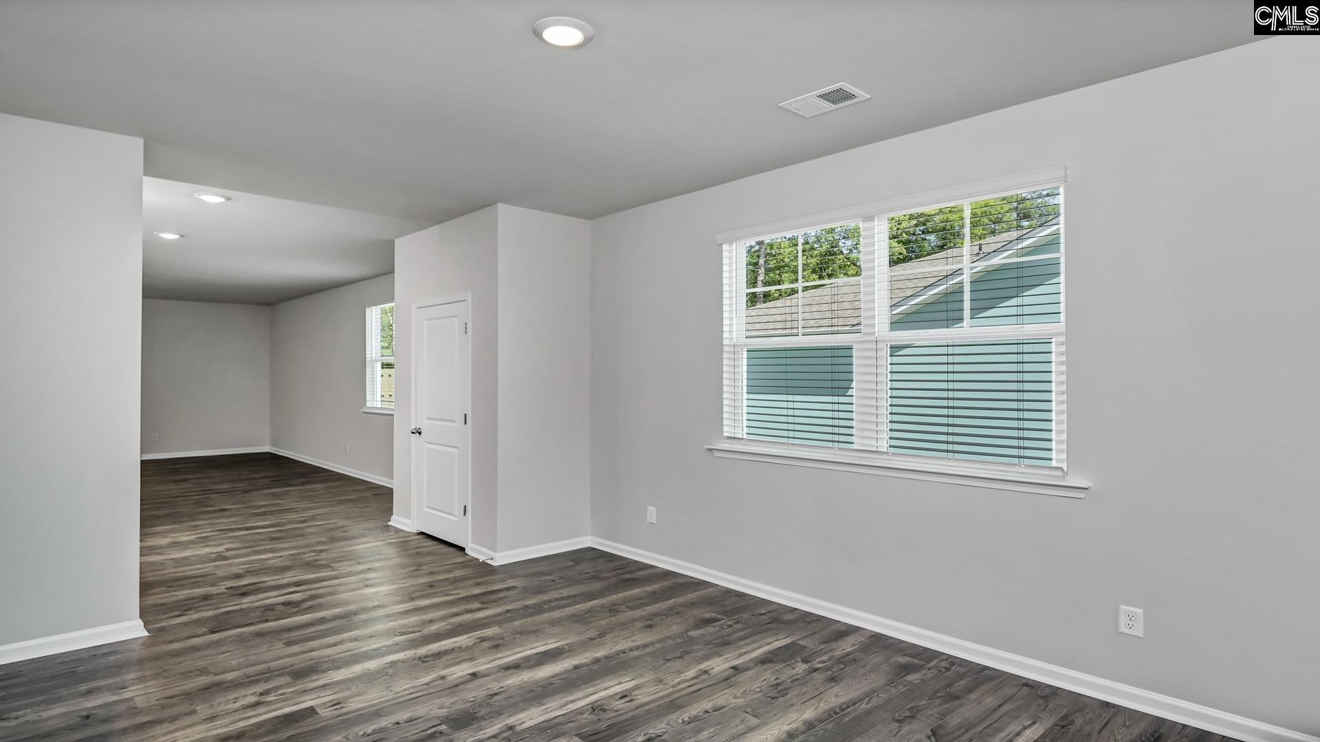 706 Glacier Road Lexington, SC 29072 - Photo 4 of 26 Gallery Image 4