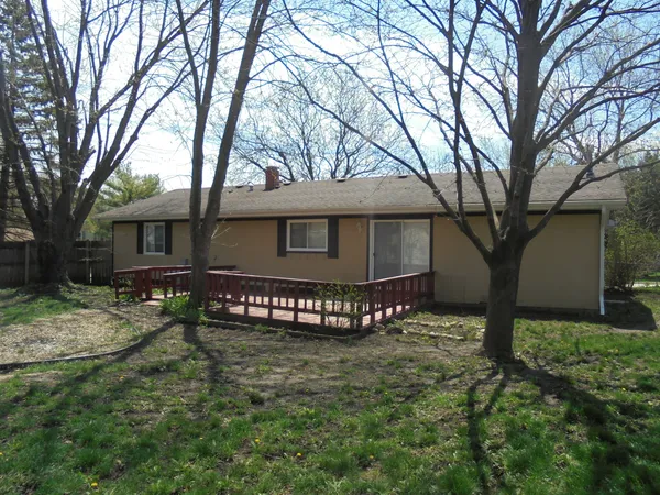 $2,495 | 66 Barrow Drive, Crystal Lake, IL 60014
