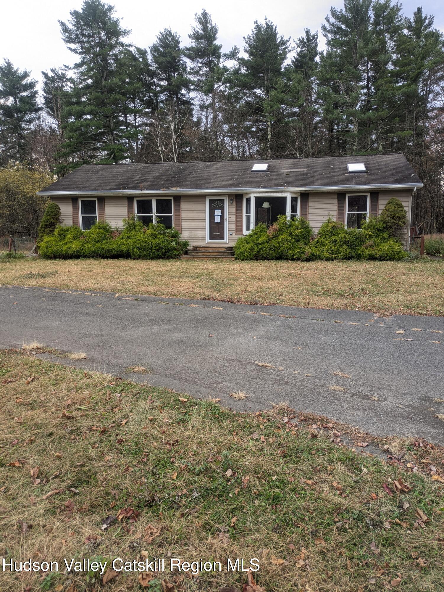 15 Valk Road Saugerties, NY 12477 - Photo 1 of 35 a front view of a house with a yard