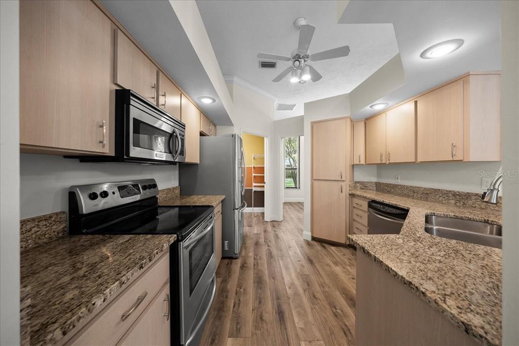 915 Southwest 82 Terrace Gainesville, FL 32607 - Photo 20 of 39 Gallery Image 20