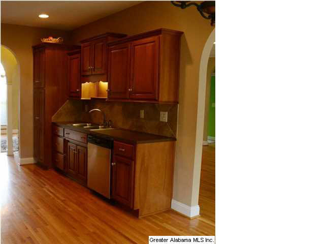 564 Orchard Circle Hayden, AL 35079 - Photo 7 of 23