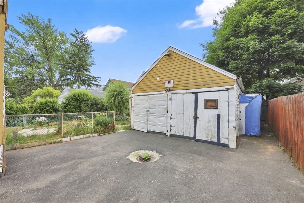 188-190 Commonwealth Avenue Springfield, MA 01108 - Photo 40 of 41