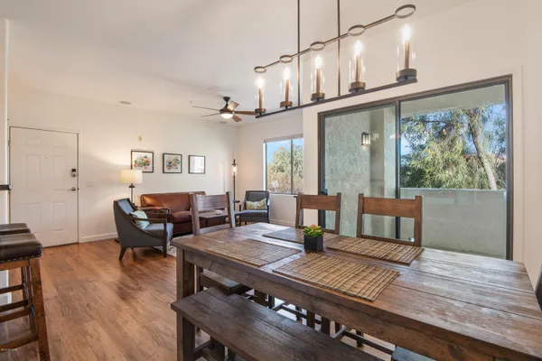 $1,800 | 2550 East River Road, Unit 13306, Tucson, AZ 85718