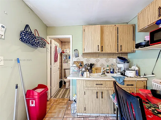 $400,000 | 1860 Northwest 127th Street, Miami, FL 33167