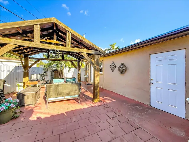 $400,000 | 1860 Northwest 127th Street, Miami, FL 33167