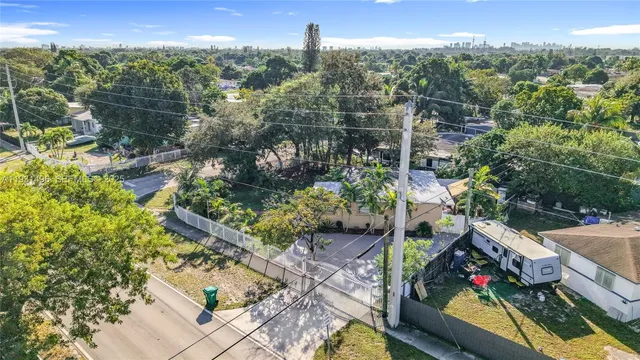 $400,000 | 1860 Northwest 127th Street, Miami, FL 33167