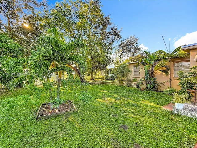 $400,000 | 1860 Northwest 127th Street, Miami, FL 33167