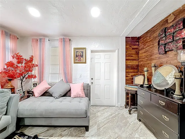 $400,000 | 1860 Northwest 127th Street, Miami, FL 33167