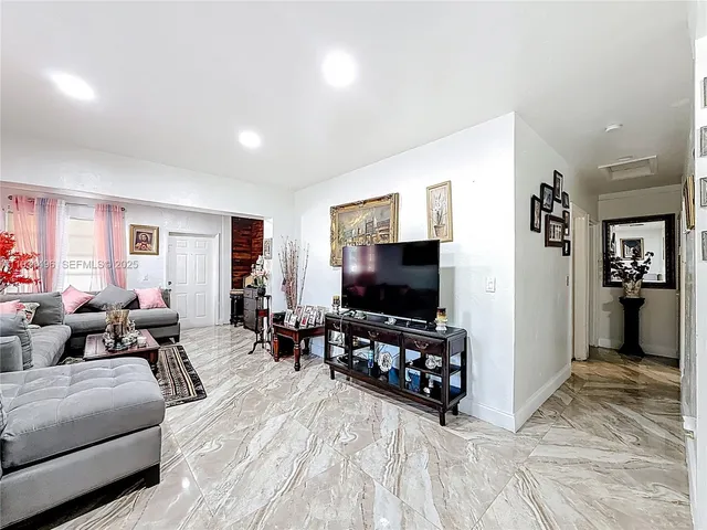 $400,000 | 1860 Northwest 127th Street, Miami, FL 33167