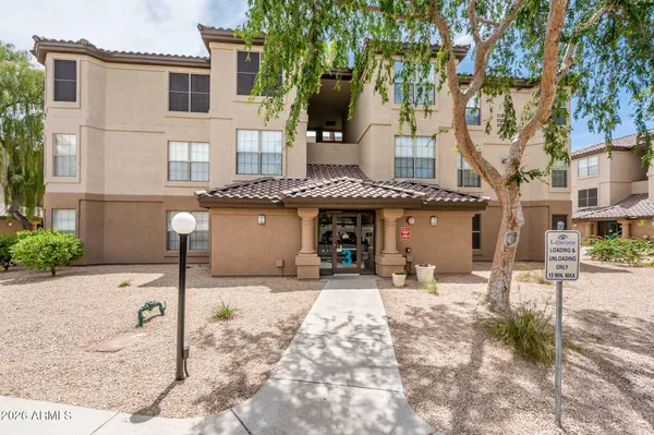 $220,000 | 14950 West Mountain View Boulevard, Unit 3103, Surprise, AZ 85374