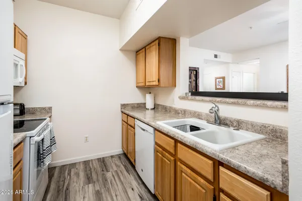 $220,000 | 14950 West Mountain View Boulevard, Unit 3103, Surprise, AZ 85374