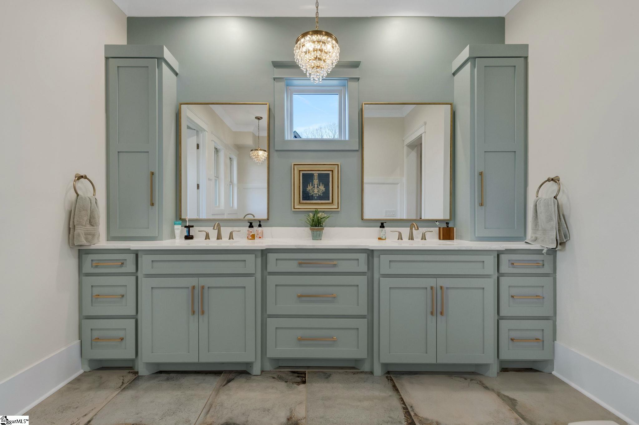 406 Old Batson Road Taylors, SC 29687 - Photo 25 of 46