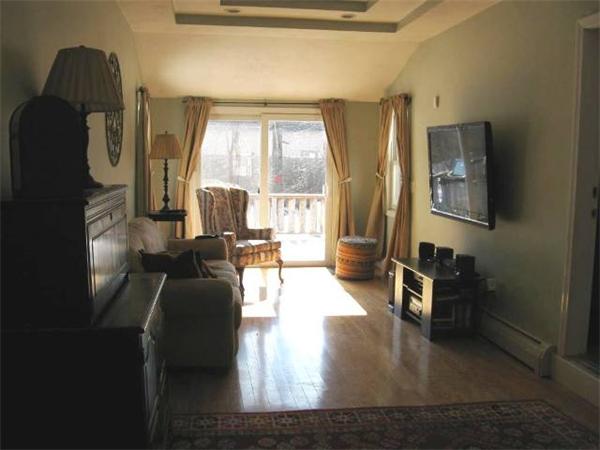 12 Deerfield Road Shrewsbury, MA 01545 - Photo 11 of 21 Gallery Image 11