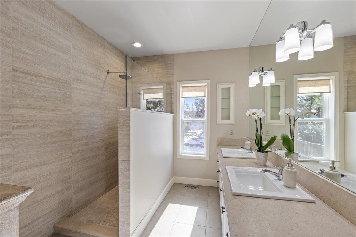 1810 East Pinecrest Road Spokane, WA 99203 - Photo 13 of 32 Gallery Image 13