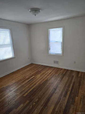 $3,200 | 3 Christmas Hill Road, Airmont, NY 10952