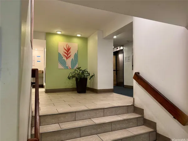 a view of entryway