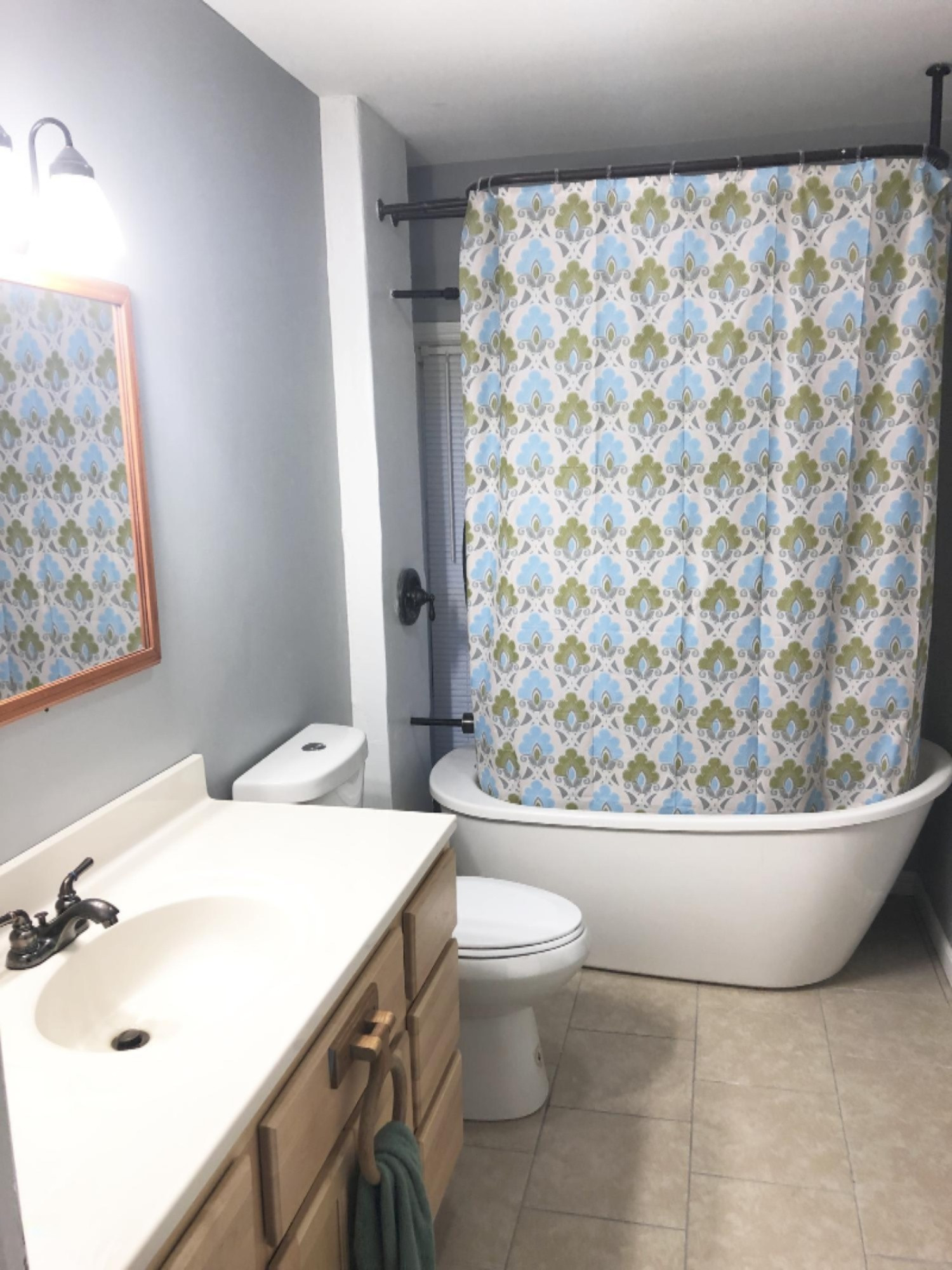 4915 Barnum Road Hastings, MI 49058 - Photo 21 of 42 Upstairs bathroom