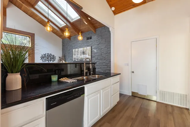 $659,000 | 116-116 Greeves Street, Vallejo, CA 94591