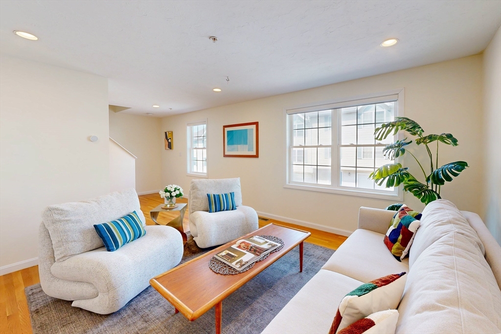 995 Trapelo Road, Unit 3 Waltham, MA 02452 - Photo 7 of 30