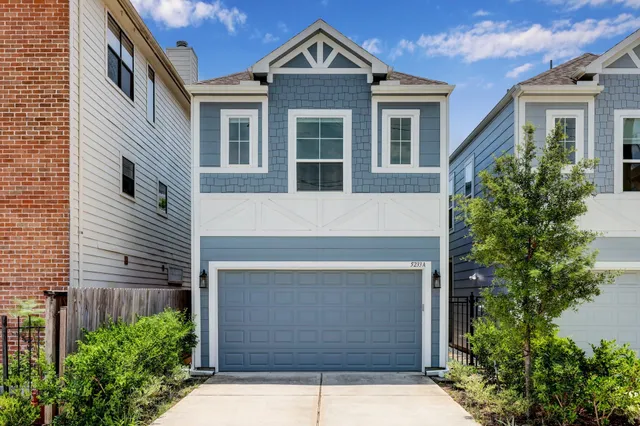 $3,500 | 5233 Larkin Street, Unit A, Houston, TX 77007